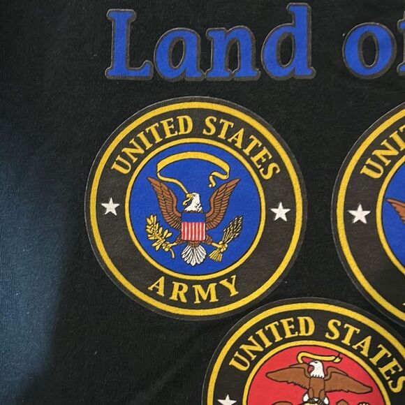 US Military Land of the Free Because of the Brave Gildan Mens Tee Size Large - Picture 4 of 16